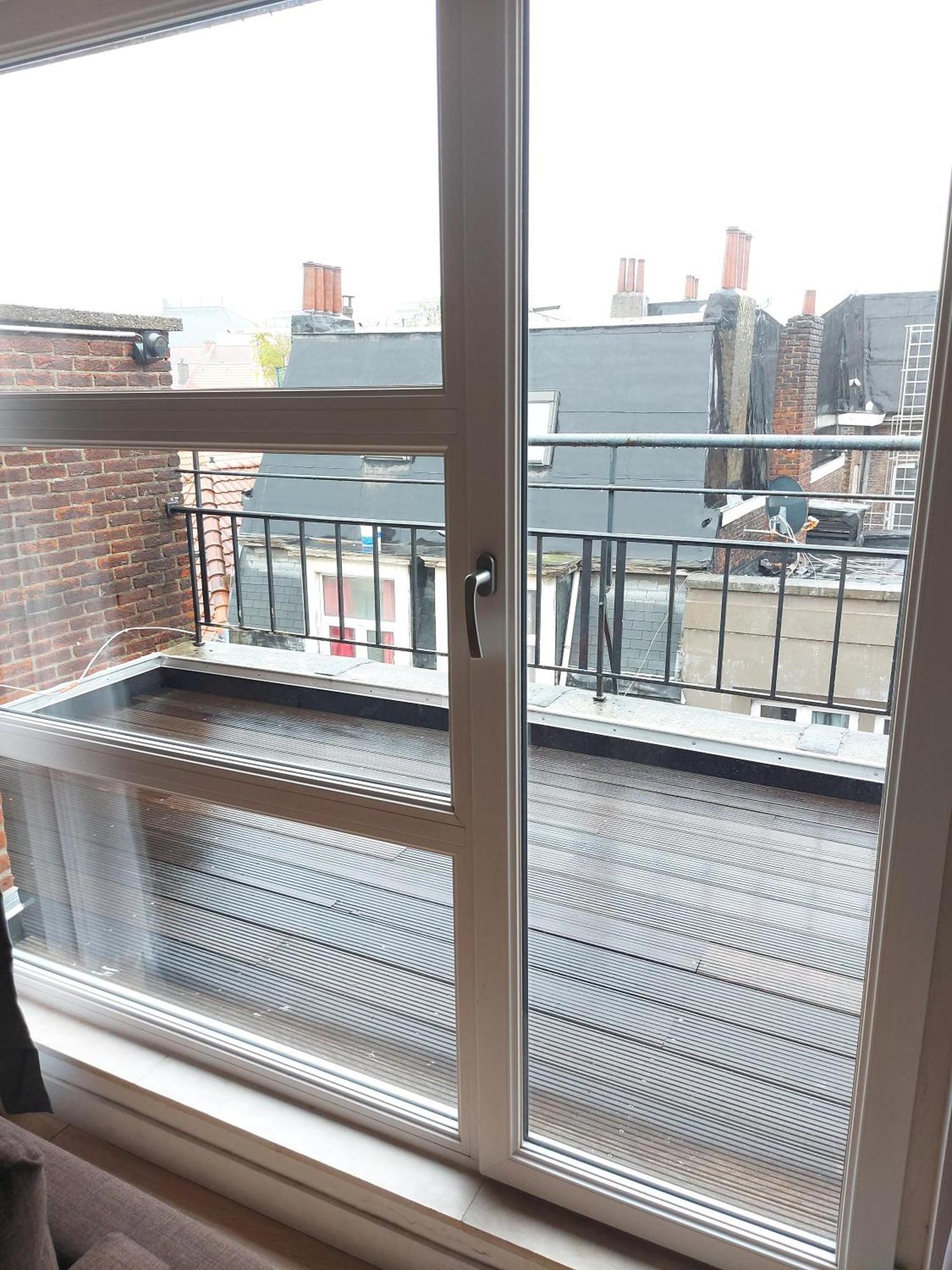 בריסל Apartment Chez Esmara Et Philippe חדר תמונה