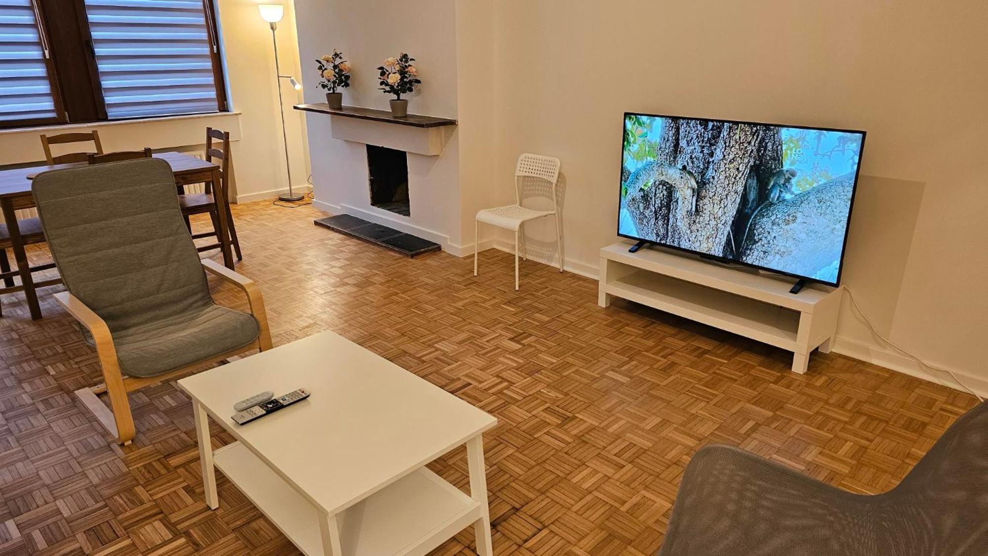 בריסל Apartment Chez Esmara Et Philippe חדר תמונה